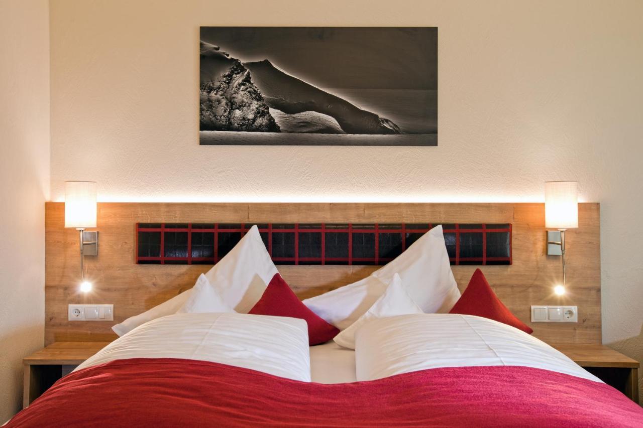 Hotel Truyenhof Риед им Оберинтал Екстериор снимка