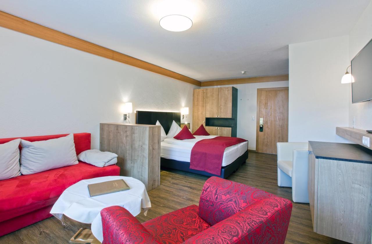 Hotel Truyenhof Риед им Оберинтал Екстериор снимка