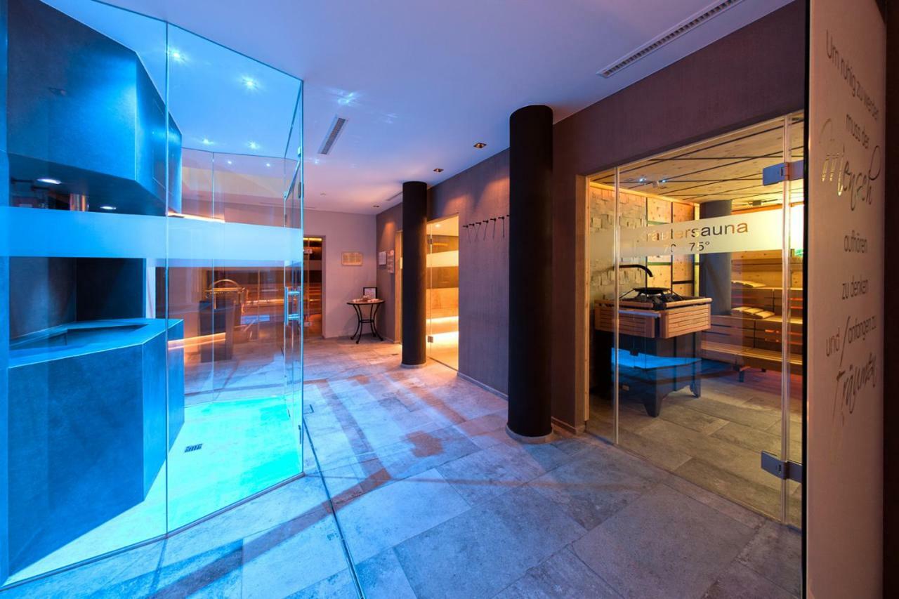 Hotel Truyenhof Риед им Оберинтал Екстериор снимка
